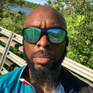 Meet your Posher, Robert